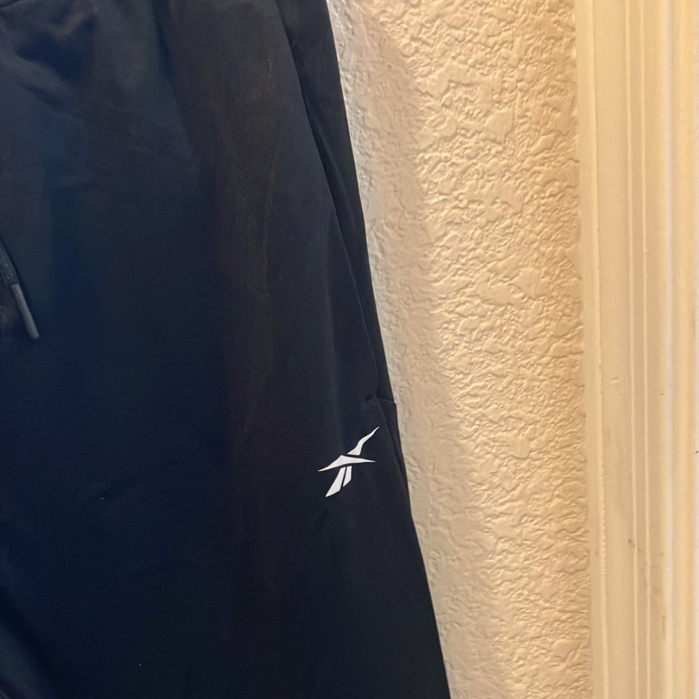 FINAL MARKDOWN Reebok slacks medium nwt - Picture 2 of 7